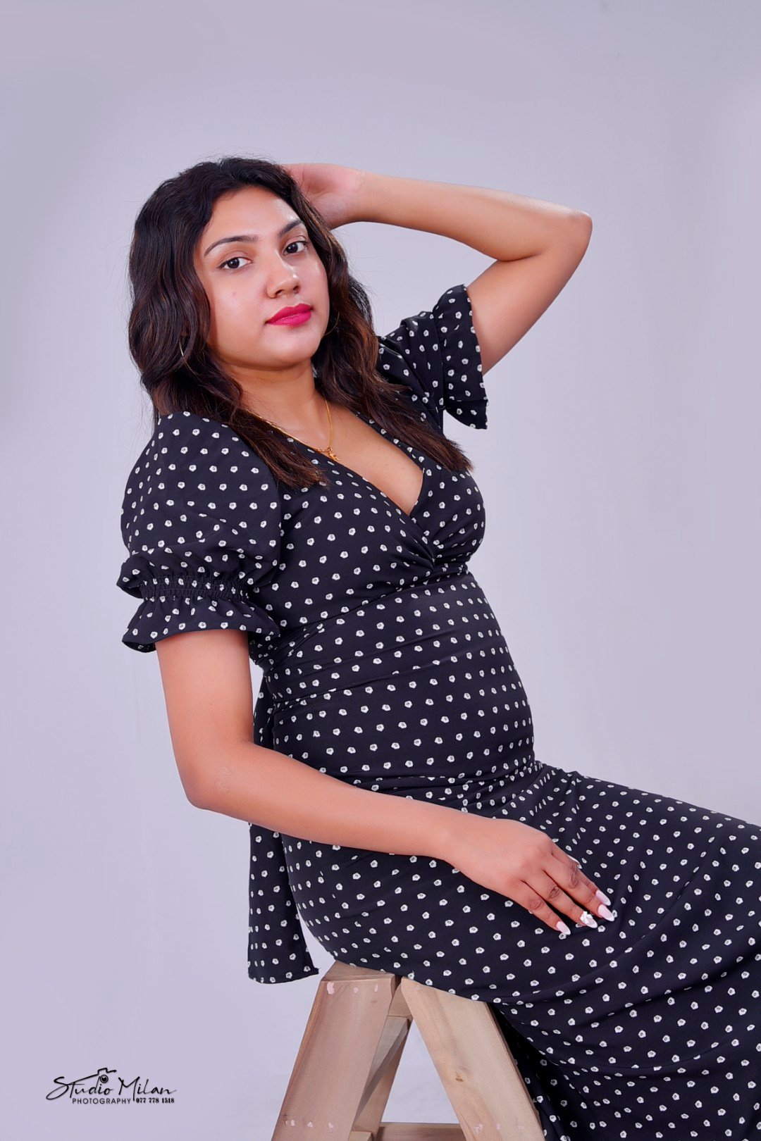 Professional Portrait Photography by Studio Milan – Modern, Artistic & Confident