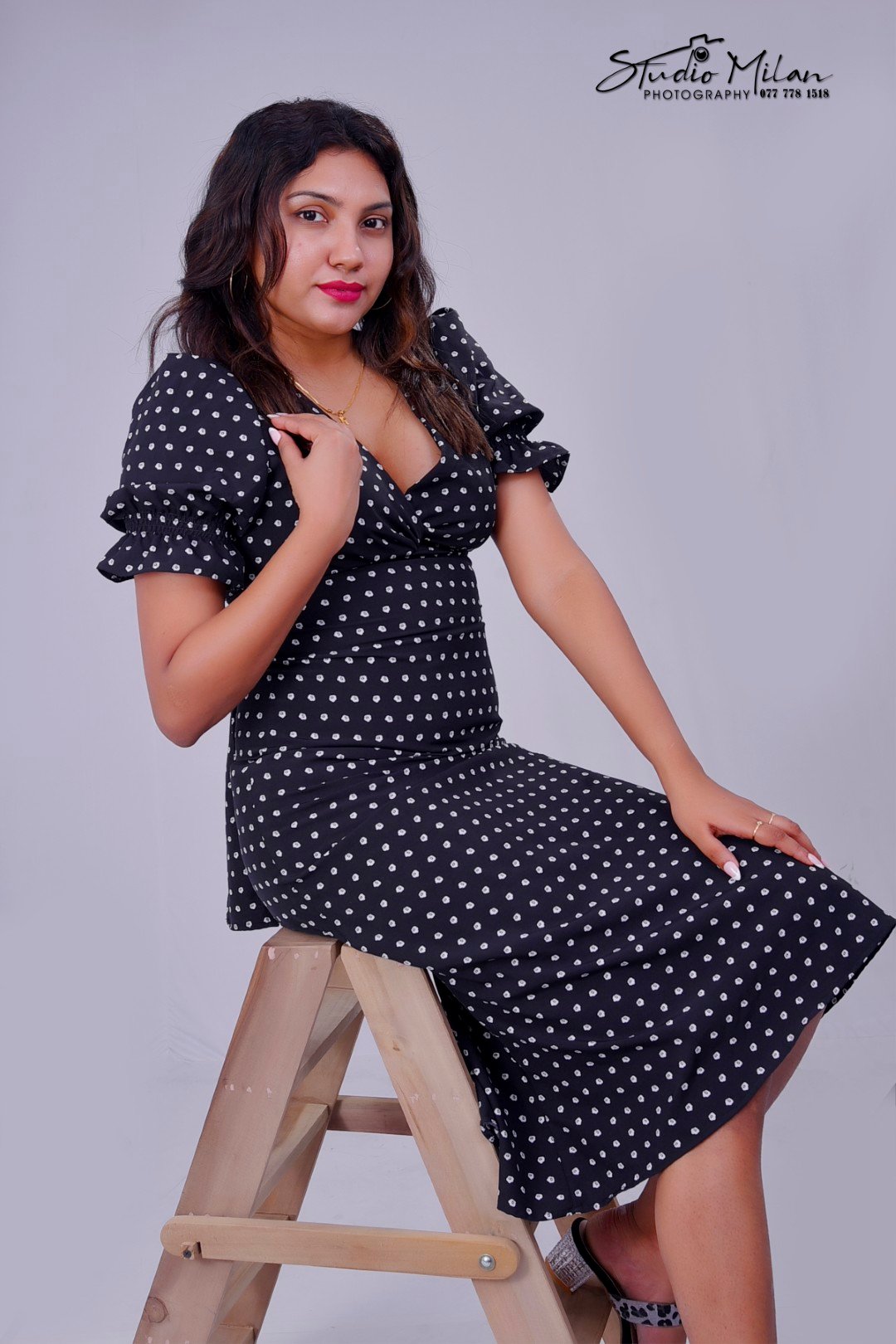 Professional Portrait Photography by Studio Milan – Modern, Artistic & Confident